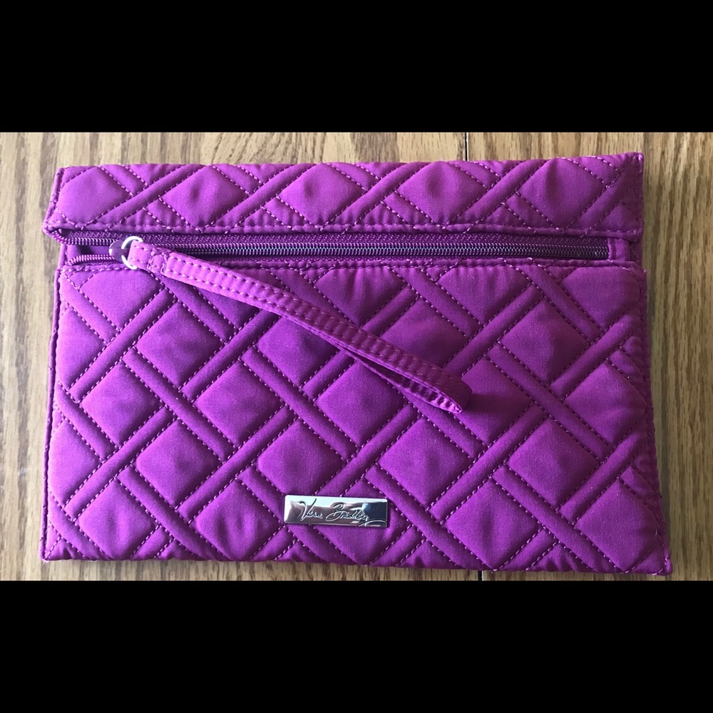 Plum/purple Vera Bradley E-reader sleeve NWOT
